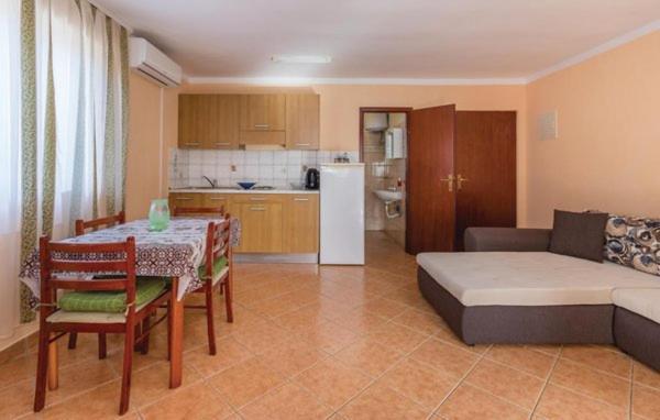 Liznjan App Apartment ภายนอก รูปภาพ